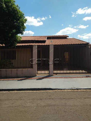 Imagem 1 de 15 de Casa Térrea Com 3 Quartos - 587589-v