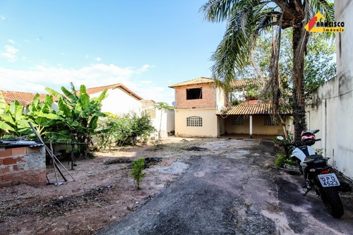 Imagem 17 de 19 de Casa À Venda, 2 Quartos, 4 Vagas, Santa Tereza - Divinópolis/mg - 29155