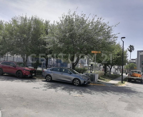Casa En Renta En Col. La Encomienda En Escobedo Nuevo Leon