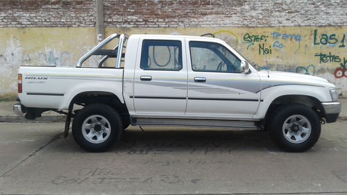 Toyota Hilux 3.0 D/cab 4x4 D Sr