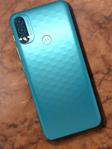 Celular Motorola Moto E20 Azul 2gb Ram 32gb Rom Libre Coastal Blue (Reacondicionado)
