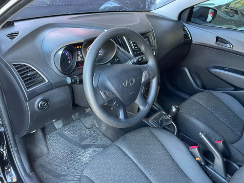 Imagem 5 de 10 de Hyundai Hb20 Comfort 1.0 Flex Completo 2016 Autos Rr