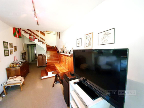 Imagen 11 de 28 de Casa 7 Ambientes En Venta - S.isidro-vias/rolon