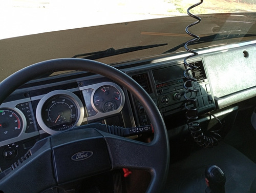 Imagem 18 de 21 de Ford Cargo 1517