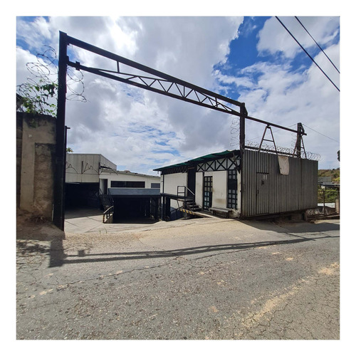 Imagen 9 de 9 de Alquilo Galpon 1045m2 4h/6b/10p Carrizal