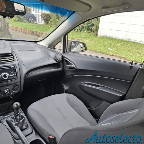 Chevrolet Sail LT 1.4