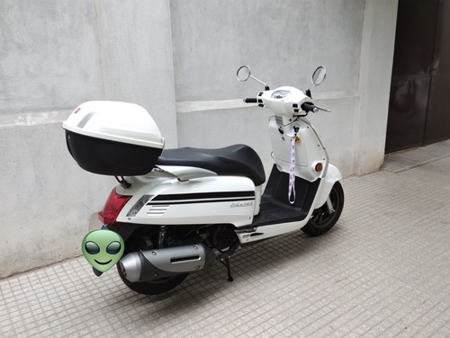 Imagen 13 de 17 de Kymco Like 125 Excelente Estado 4500km Como Nueva !!!