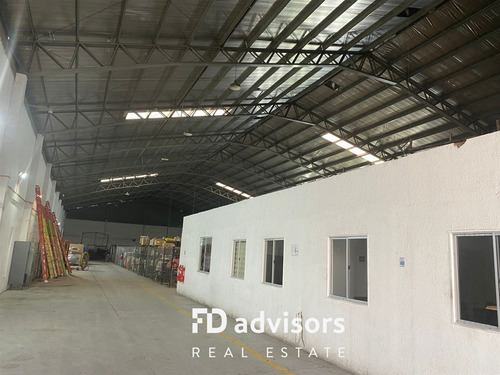 Arriendo De Bodega 1.947 M2 - Macul