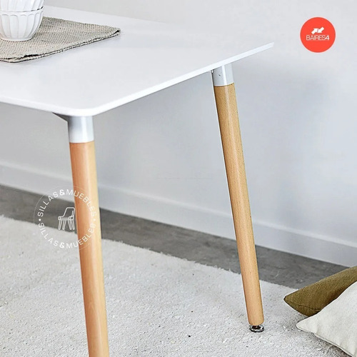 Imagen 3 de 8 de Mesa Eames 70x70 Cuadrada Comedor Bar Madera Nórdica Baires4