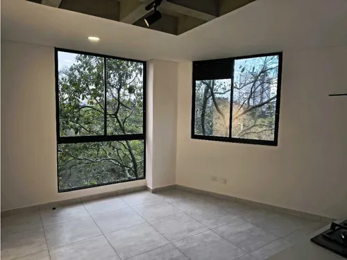 Aparta Estudio Amplio En Arriendo Av Centenario