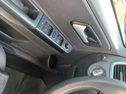 Imagen 15 de 20 de Volkswagen Suran 1.6 Trendline