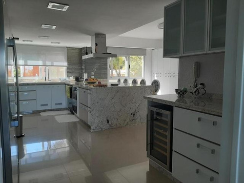 Imagen 10 de 14 de La Lagunita, Se Vende Apartamento. Cod. 20-18225