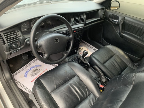 Chevrolet Vectra Sedan 2.2 4p Expression