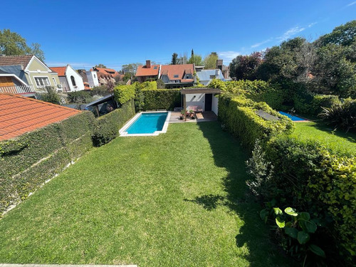 Casa En  La Horqueta Con Parrilla Techada Y Pileta