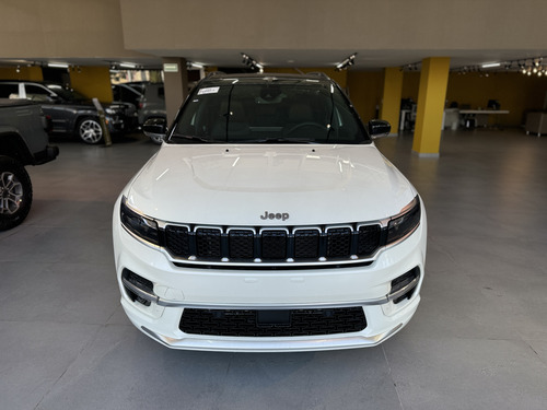 Jeep Commander 1.3 Overland Fwd At