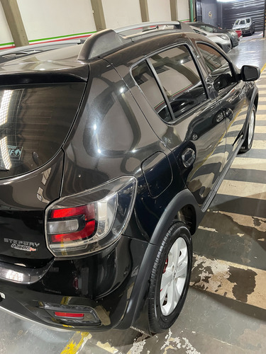 Renault Sandero Stepway 1.6 Dynamique 105cv