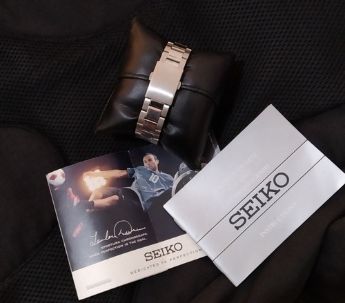 Imagen 4 de 4 de Reloj Seiko Cronografo 1/5, 100 M Análogo