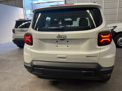 Imagen 16 de 25 de Nueva Jeep Renegade Sport 1.8 At6 Fwd En Stock Fisico Hg