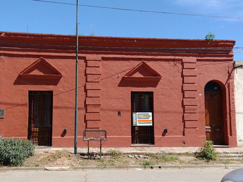 Areco - Casona Antigua - Fte A  Plaza - Unica  - Re Tasada