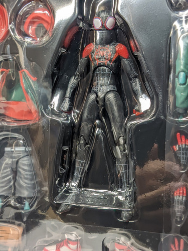Figura de acción de Spider-Man Sentinel de Miles Morale
