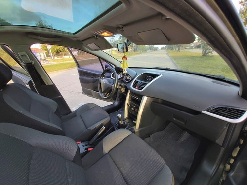 Peugeot 207 1.4 Active 75cv 2012