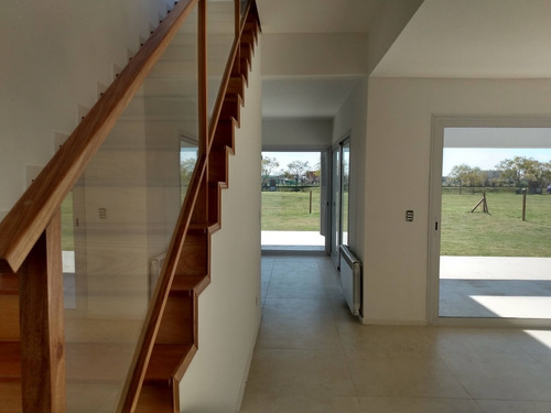 Imagen 3 de 14 de Casa En Venta En Vistas Puertos Del Lago Escobar