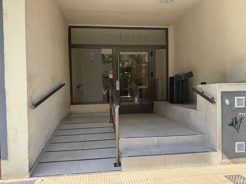 Venta Departamento Alberdi, Dos Dorm, Un Baño, Amplio Balcon