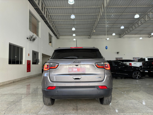 Jeep Compass 2.0 16V FLEX LONGITUDE AUTOMÁTICO