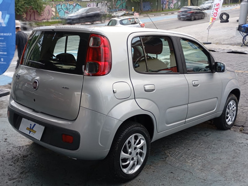 Fiat Uno 1.0 EVO VIVACE 8V FLEX 4P MANUAL