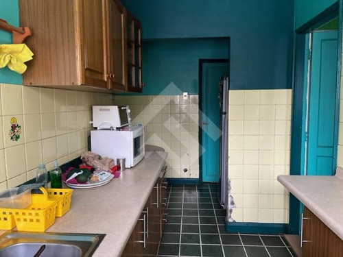 Departamento En Venta De 4 Dorm., 2 Baños En Ñuñoa