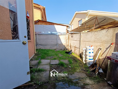 Casa En Venta De 4 Dorm. En Puente Alto
