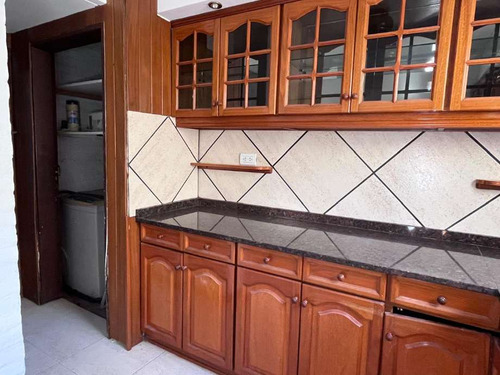 Departamento Tipo Casa En Venta En Lanus Este