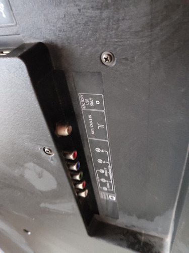 Pantalla Insignia De 50 Por Piezas O Reparar Pregunta (Usado)