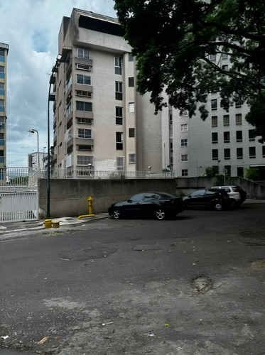 Dueño Directo Apartamento De 90m2 En La Florida - Caracas
