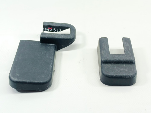 Moldura Cubre Riel Asiento Tra Der Detalle Mazda 5 2.5 12-15