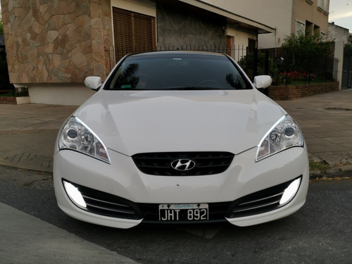 Hyundai Genesis 2010 3.8 Coupe 300cv 6mt