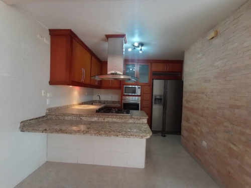 Imagen 4 de 16 de Casa En Urb Semiprivada, Ubicada En Patiecitos. Adlz