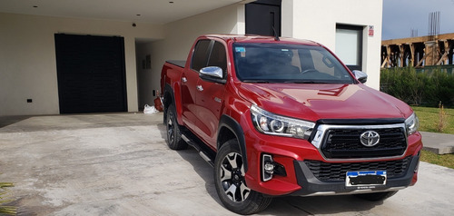 Imagen 2 de 7 de Toyota Hilux Srx 4x2 Automática