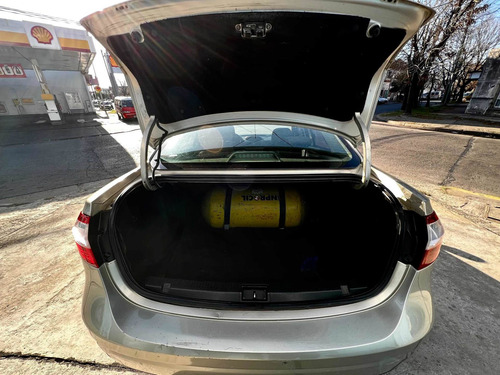 Imagen 5 de 22 de Renault Fluence Gnc