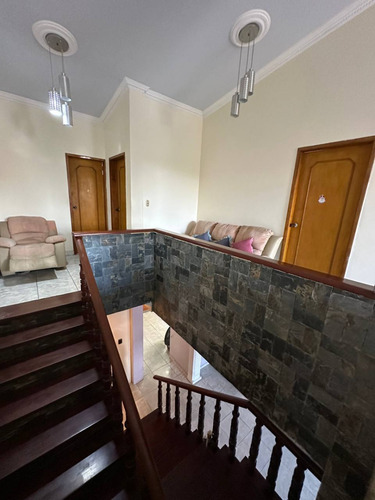 Saidsa Viccionacce Vende Casa En Urbanizacion Colinas De Santa Elena Al Este De Barquisimeto