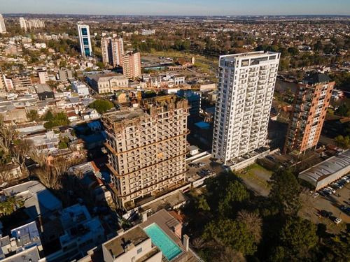 Tigre - Monoambiente Con Excelente Vista En Torre Cardon Ii