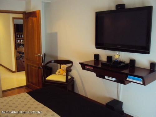 Imagen 25 de 30 de Vendo Apartamento En Granada Norte C.m 23-932