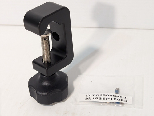 Carefusion 147124-100 Pole Clamp Assembly - Free Shippin Ccf