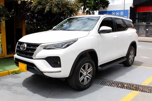 Toyota Fortuner Sr 2021
