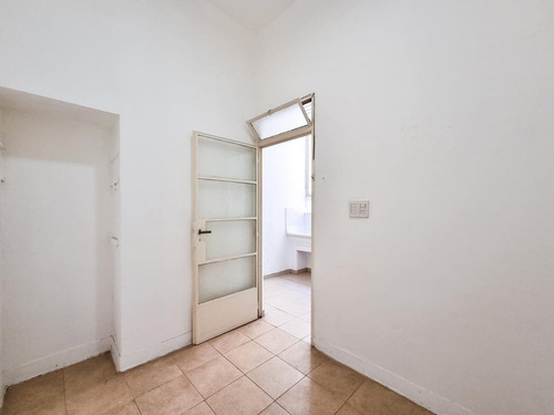 Imagen 19 de 30 de Departamento 4 Ambientes En Barrio Norte - 2 Baños Y Toilette - Contrafrente
