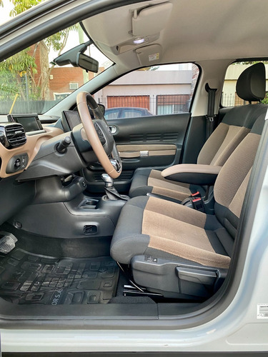 Citroen C4 Cactus Puretech 1.2 Turbo Automatico Impecable