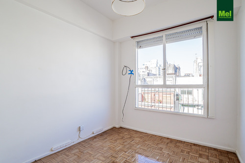 3 Ambientes Con Balcón Terraza Y Cochera