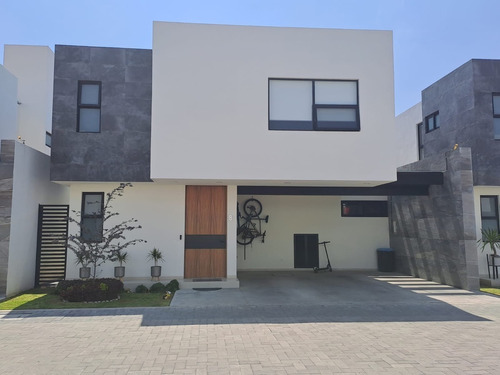 Casa En Venta, Metepec