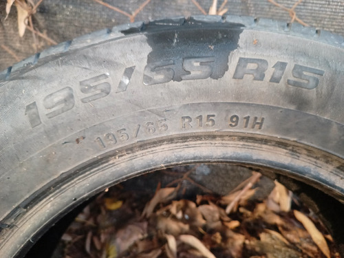 Cubierta Pirelli P400 Evo P 195/65r15-muy Buen Estado