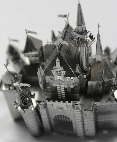 Castillo De La Bella Durmiente Rompecabezas 3d De Metal (Usado)